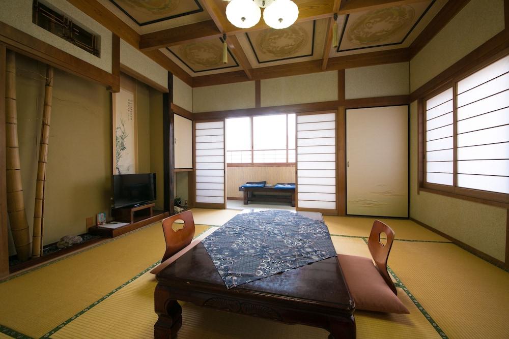 Hotel Housenkaku Beppu Luaran gambar