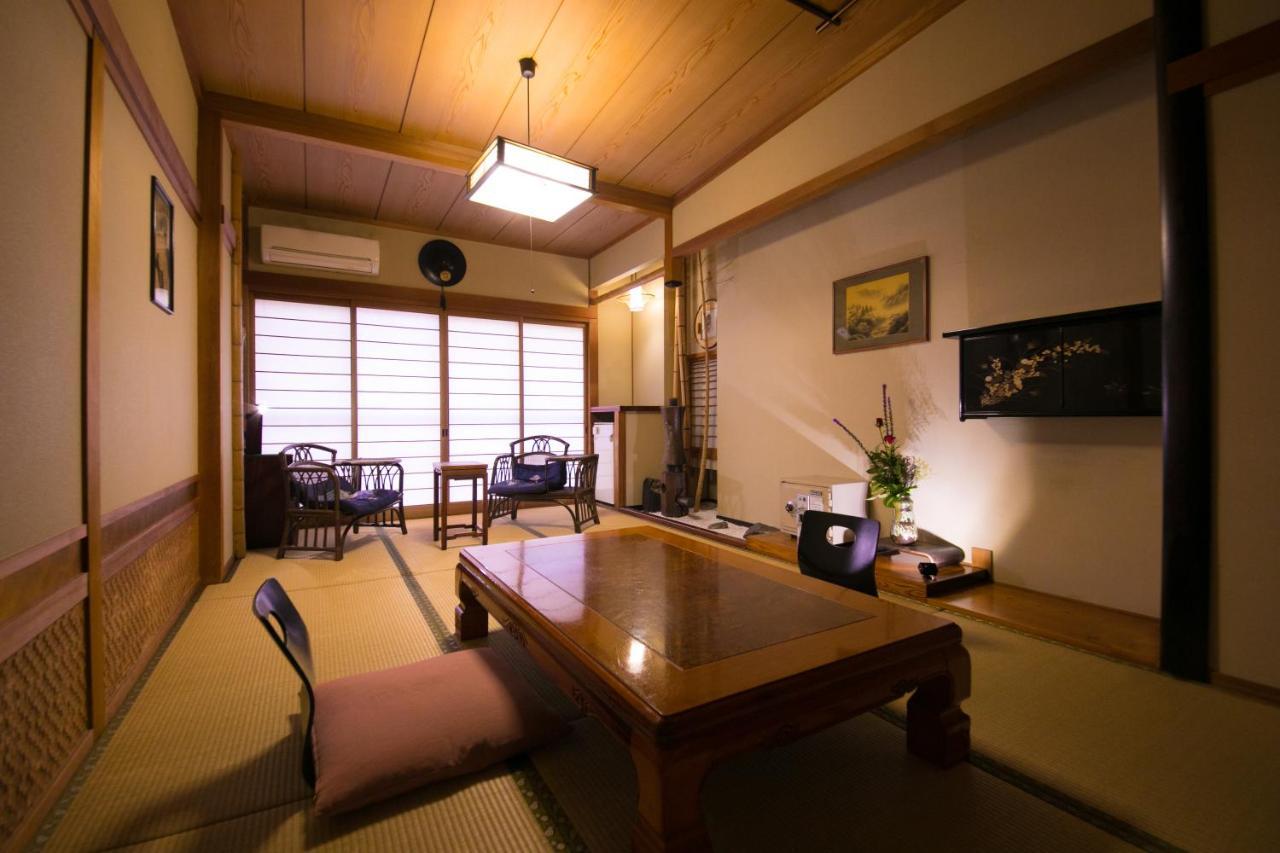 Hotel Housenkaku Beppu Luaran gambar