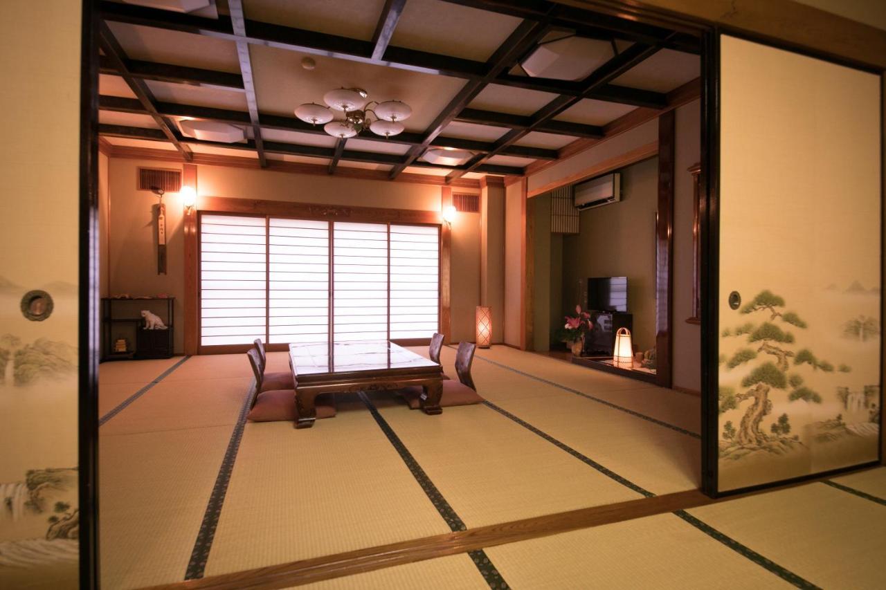 Hotel Housenkaku Beppu Luaran gambar