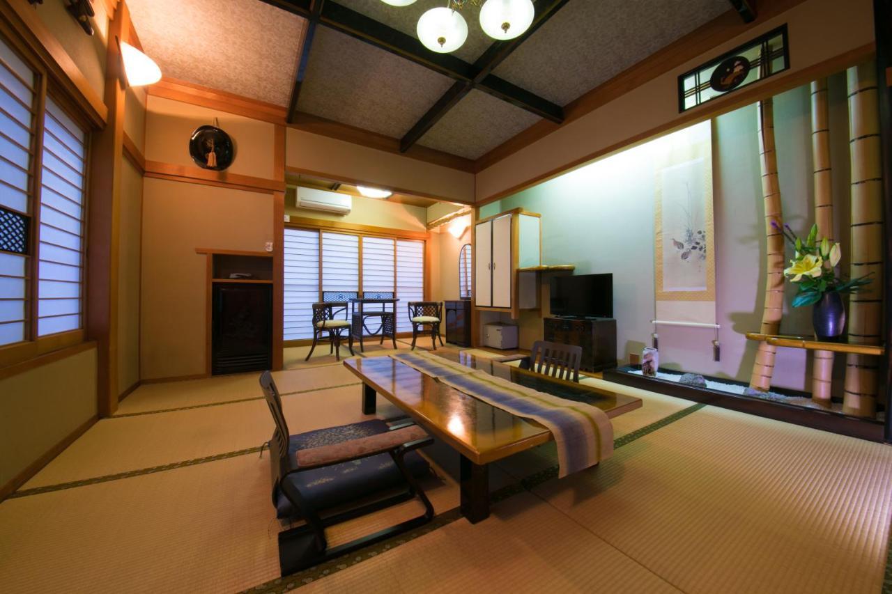 Hotel Housenkaku Beppu Luaran gambar