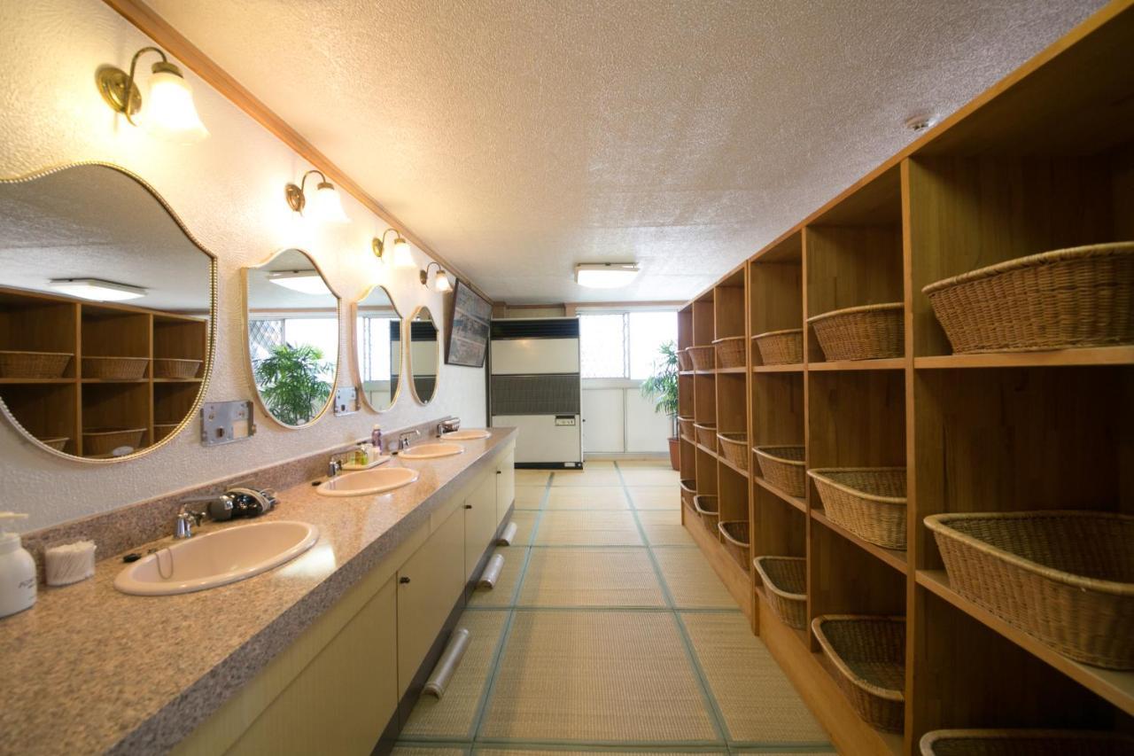 Hotel Housenkaku Beppu Luaran gambar